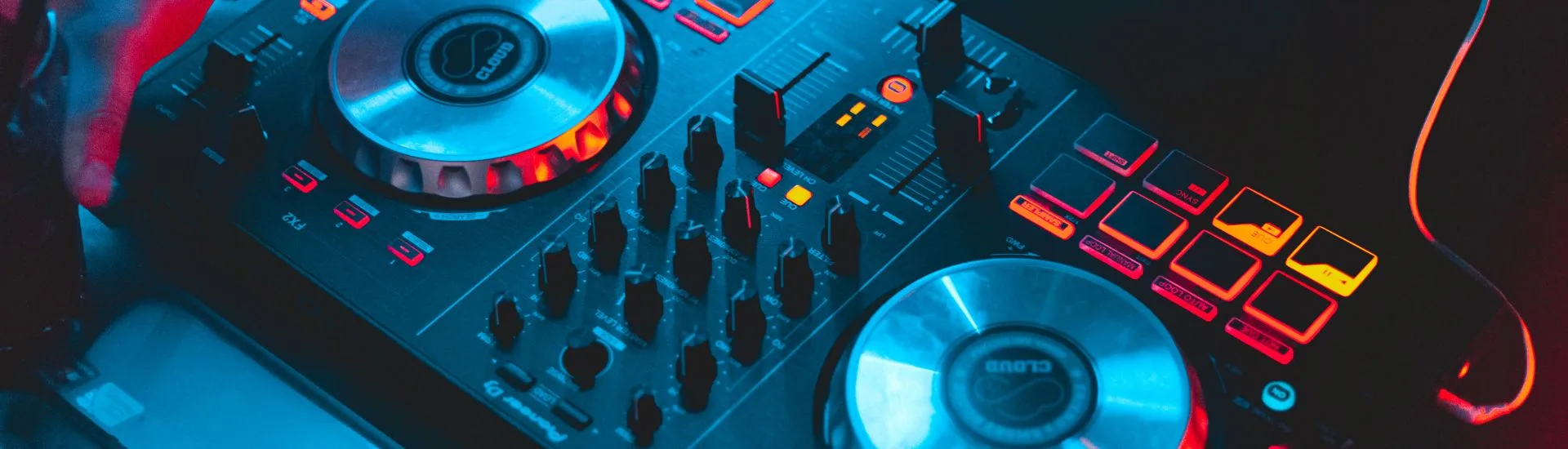 Leie DJ i Bergen: tips, pris og hva du trenger å vite